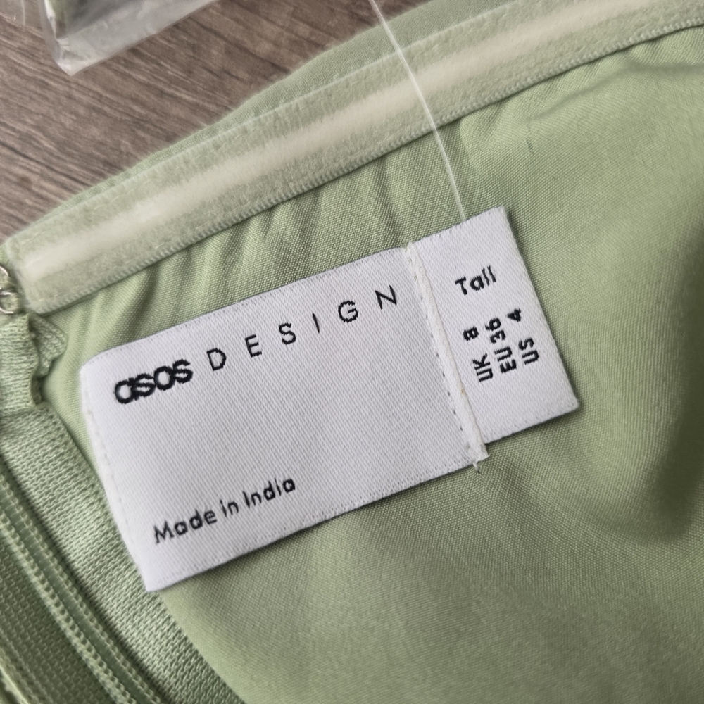 ASOS DESIGN Tall ruched bodice halter tiered maxi dress Sage green Wedding Y2K - Picture 13 of 13